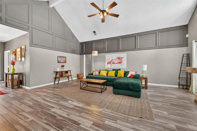 5310 Holly View Drive, Houston, TX 77091