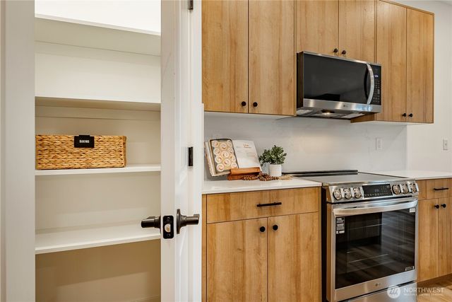 2999 Cedar View Way, Blaine, WA 98230