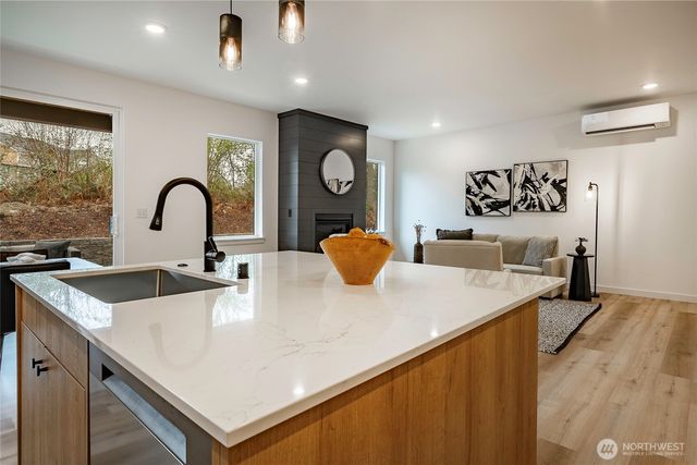 2999 Cedar View Way, Blaine, WA 98230