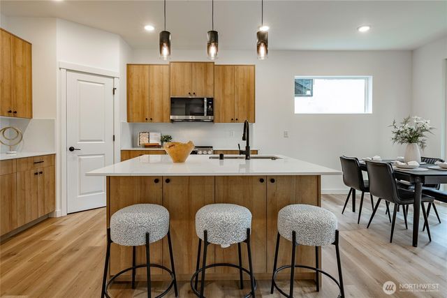 2999 Cedar View Way, Blaine, WA 98230