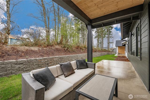 2999 Cedar View Way, Blaine, WA 98230