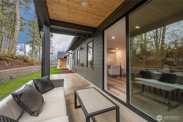 2999 Cedar View Way, Blaine, WA 98230