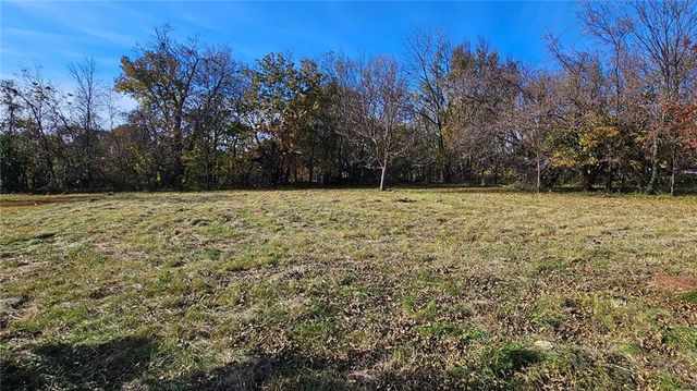 408 S Pine Street, Arma, KS 66712