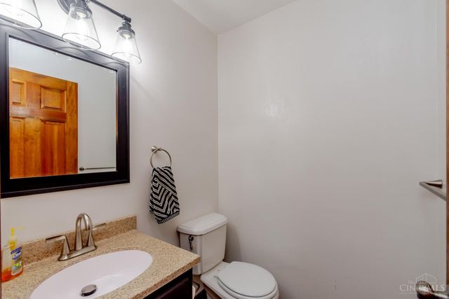10035 Mallet Drive, Washington Twp, OH 45458