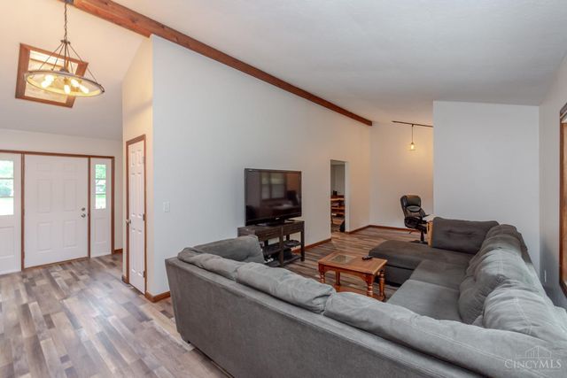 10035 Mallet Drive, Washington Twp, OH 45458