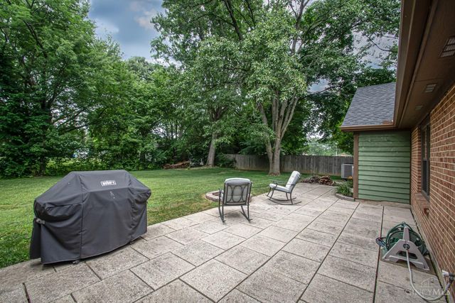 10035 Mallet Drive, Washington Twp, OH 45458