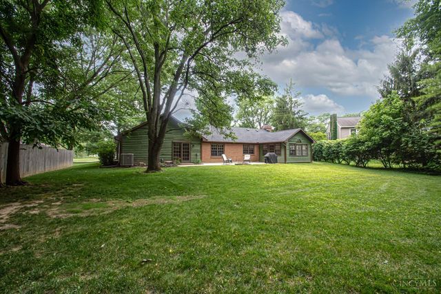 10035 Mallet Drive, Washington Twp, OH 45458