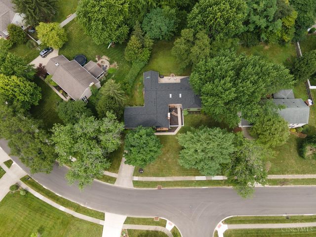 10035 Mallet Drive, Washington Twp, OH 45458