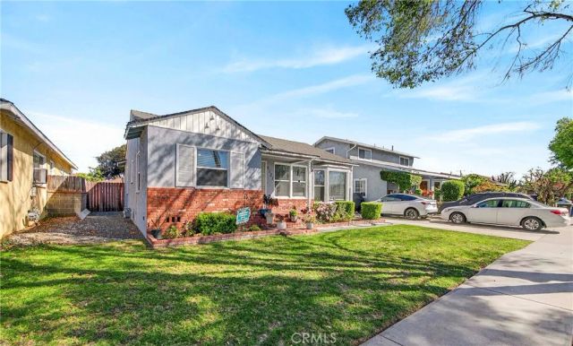 6137 Greenmeadow, Lakewood, CA 90713