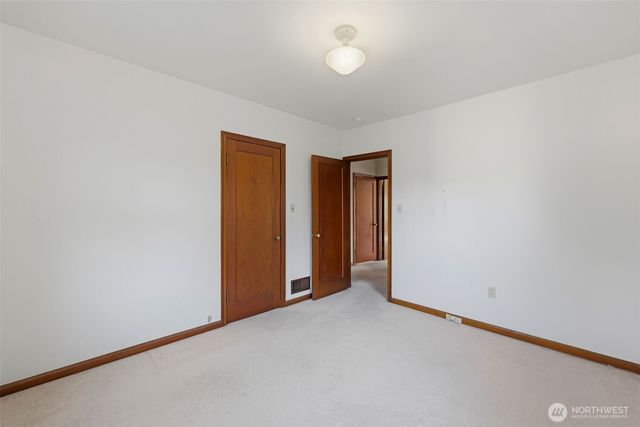 1015 N Sheridan Avenue, Tacoma, WA 98403