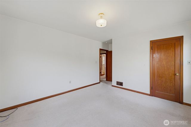 1015 N Sheridan Avenue, Tacoma, WA 98403