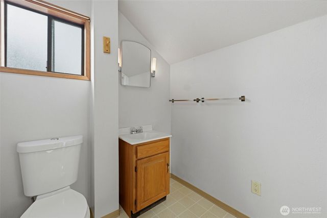 1015 N Sheridan Avenue, Tacoma, WA 98403