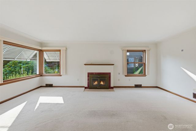 1015 N Sheridan Avenue, Tacoma, WA 98403