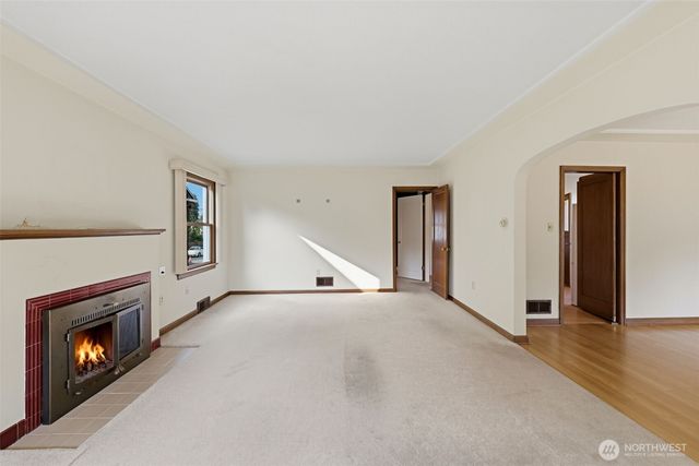 1015 N Sheridan Avenue, Tacoma, WA 98403