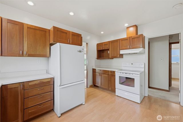 1015 N Sheridan Avenue, Tacoma, WA 98403