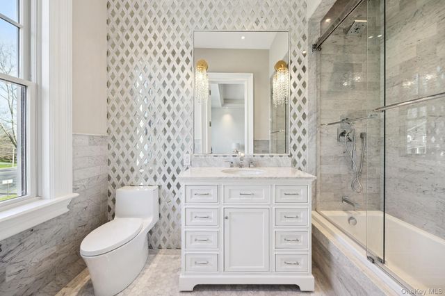 24 Landview Drive, Dix Hills, NY 11746