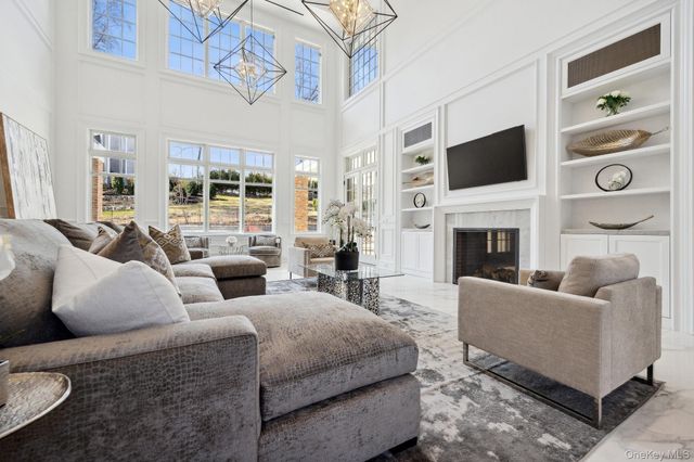 24 Landview Drive, Dix Hills, NY 11746