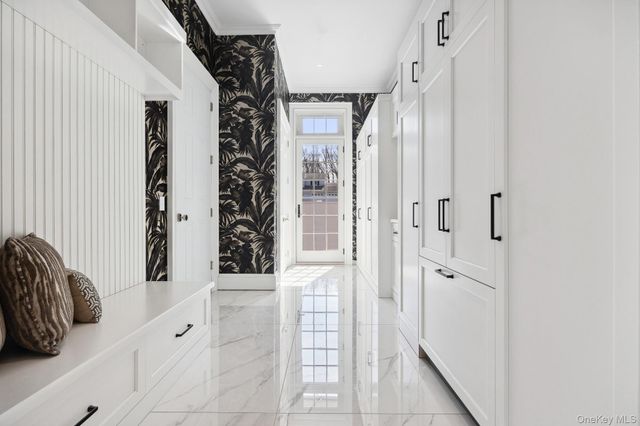 24 Landview Drive, Dix Hills, NY 11746