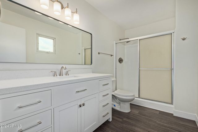 4414 S NEWBERRY Road, Tempe, AZ 85282