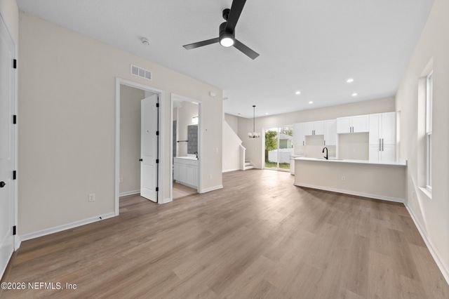 5460 MISSOURI Avenue, Jacksonville, FL 32254