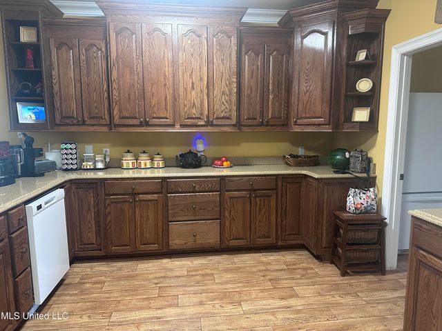 8101 Pecan Ridge Drive, Moss Point, MS 39562