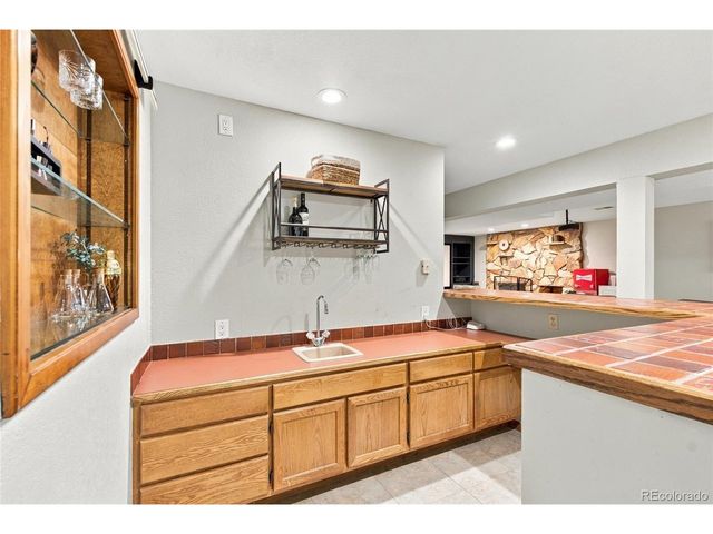 1004 E 5th Ave, Longmont, CO 80504