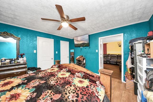 1040 County Road 5007, Cleveland, TX 77327