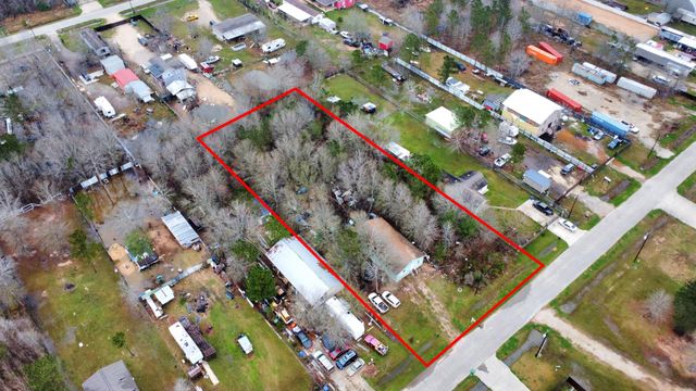 1040 County Road 5007, Cleveland, TX 77327