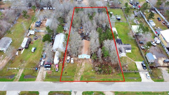 1040 County Road 5007, Cleveland, TX 77327
