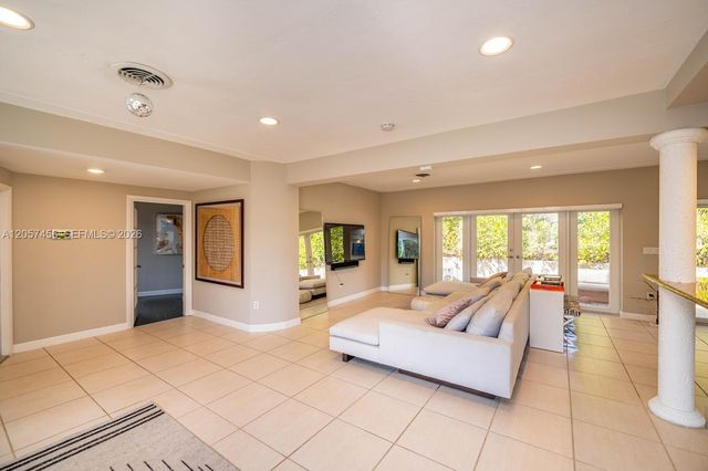 9520 E Broadview Drive, Bay Harbor Islands, FL 33154
