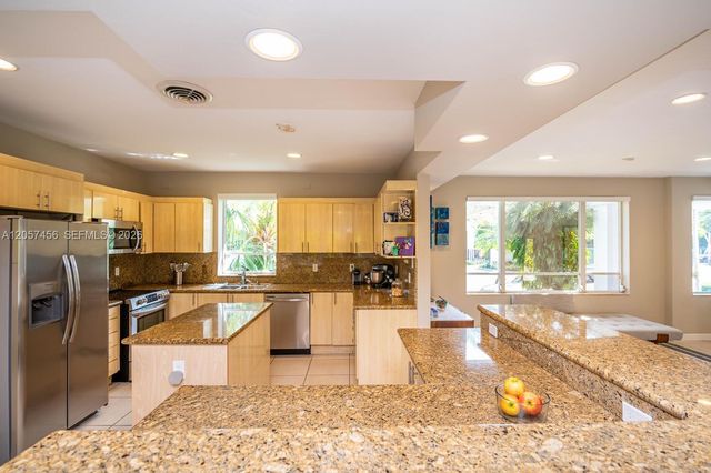 9520 E Broadview Drive, Bay Harbor Islands, FL 33154