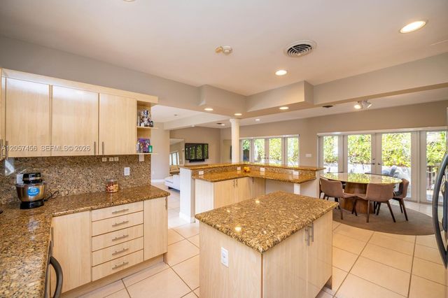 9520 E Broadview Drive, Bay Harbor Islands, FL 33154