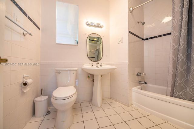 9520 E Broadview Drive, Bay Harbor Islands, FL 33154