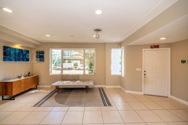 9520 E Broadview Drive, Bay Harbor Islands, FL 33154