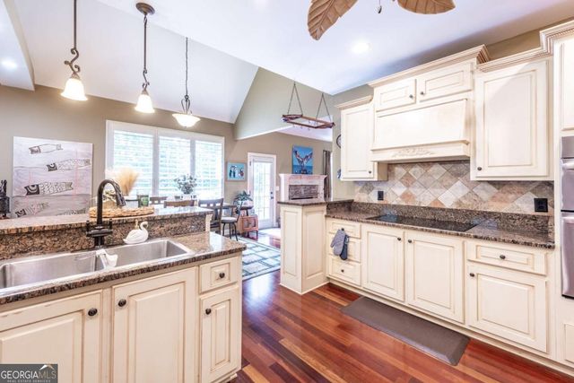 80 White Tail Ridge Road, Jasper, GA 30143