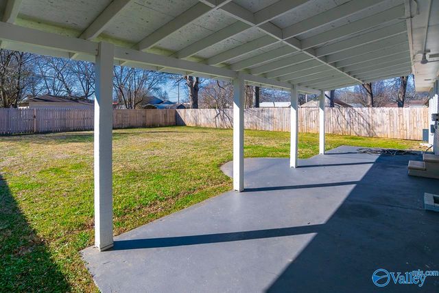 1205 8th Avenue SE, Decatur, AL 35601