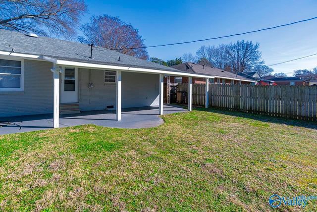 1205 8th Avenue SE, Decatur, AL 35601
