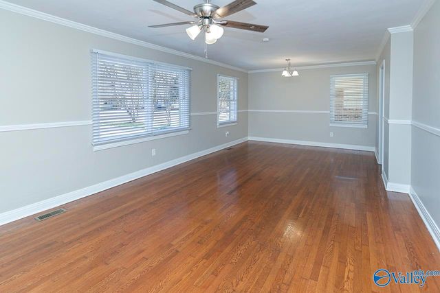 1205 8th Avenue SE, Decatur, AL 35601