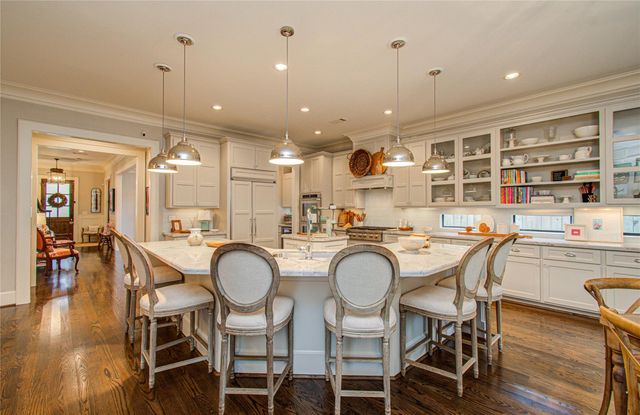4319 Phil Street, Bellaire, TX 77401