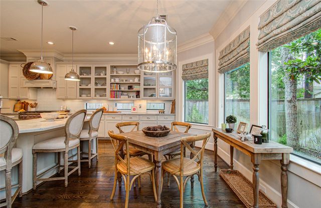 4319 Phil Street, Bellaire, TX 77401