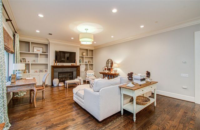 4319 Phil Street, Bellaire, TX 77401