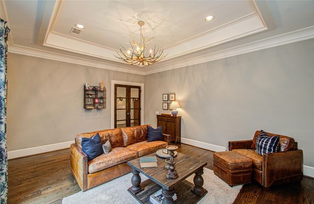 4319 Phil Street, Bellaire, TX 77401