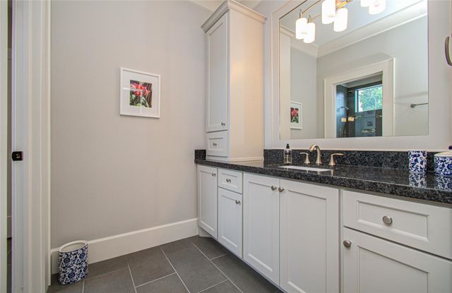 4319 Phil Street, Bellaire, TX 77401