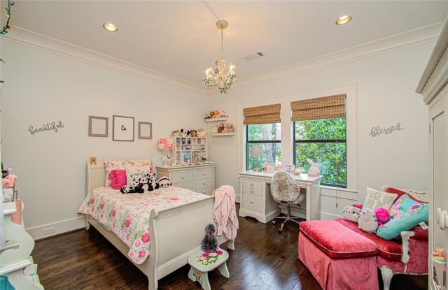 4319 Phil Street, Bellaire, TX 77401