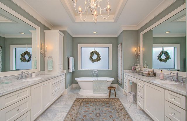 4319 Phil Street, Bellaire, TX 77401