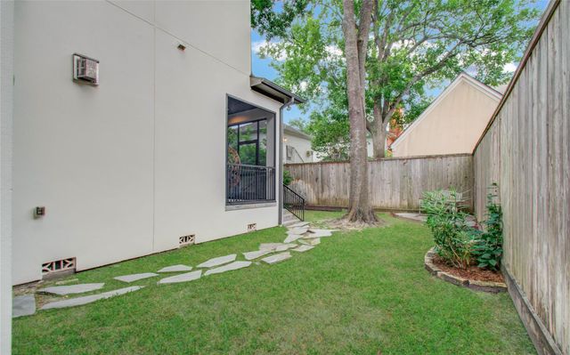 4319 Phil Street, Bellaire, TX 77401