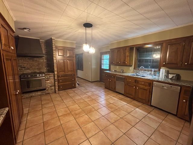 1611 St Mary St, Thibodaux, LA 70301