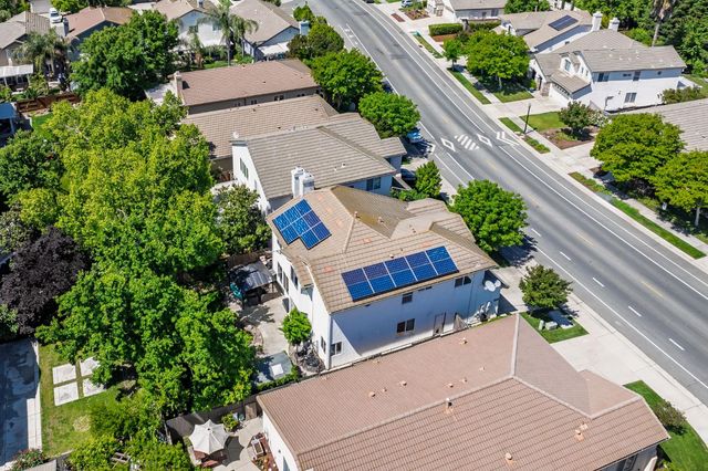 2160 Mabry Dr, Sacramento, CA 95835