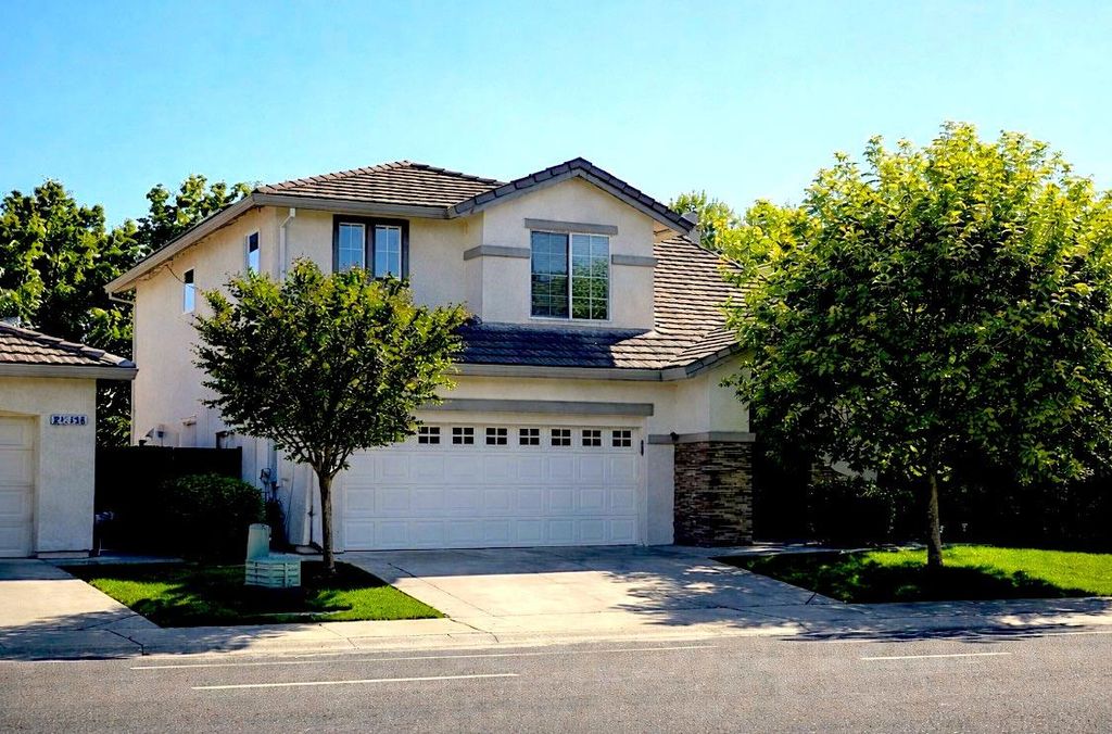 2160 Mabry Dr, Sacramento, CA 95835