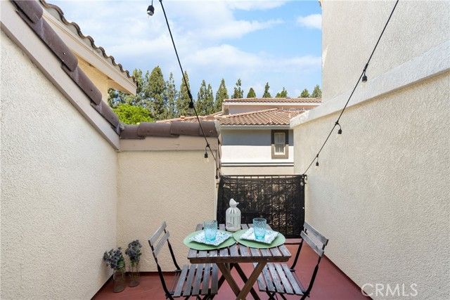 311 Falcon Creek, Irvine, CA 92618